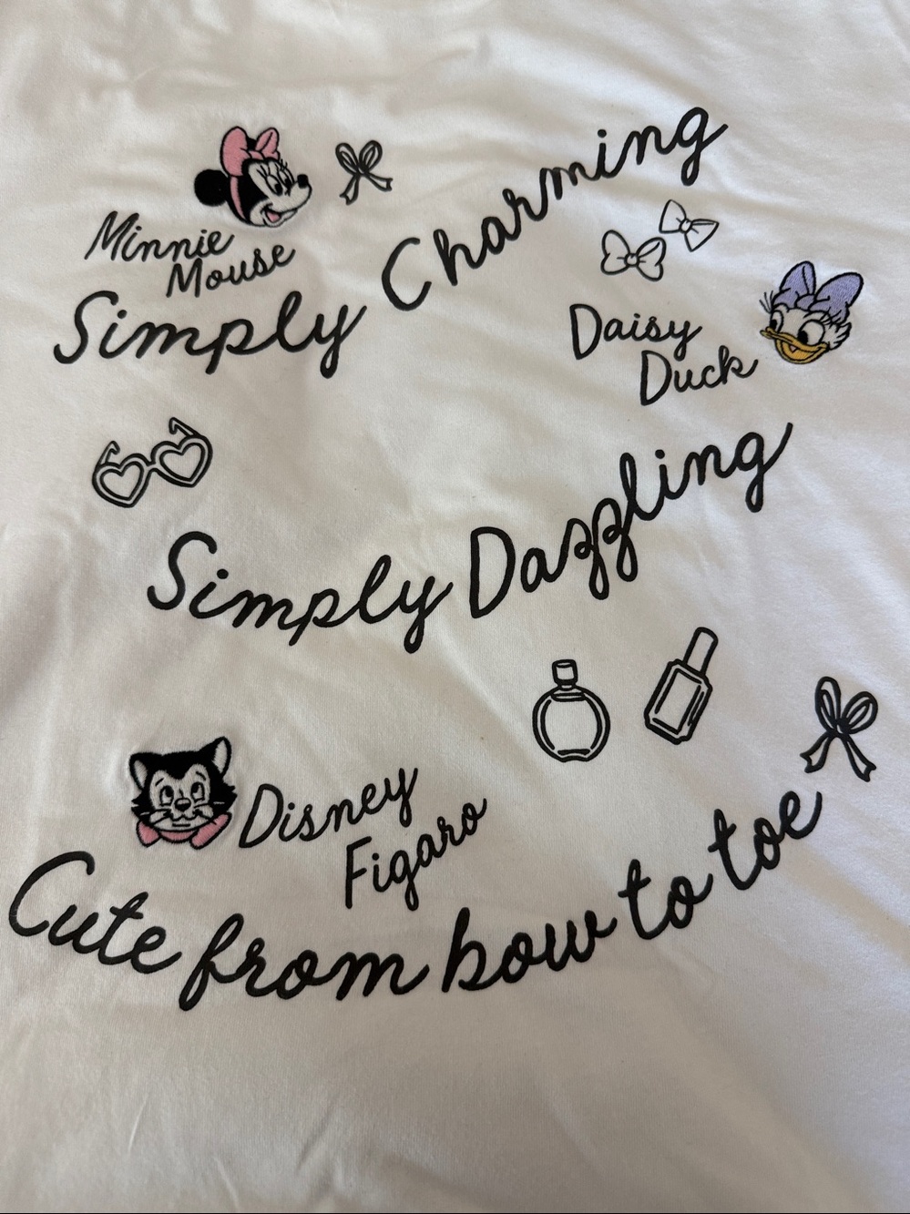 Disney for UNIQLO White Graphic Tee with Minnie, Daisy & Figaro Accents (XL)